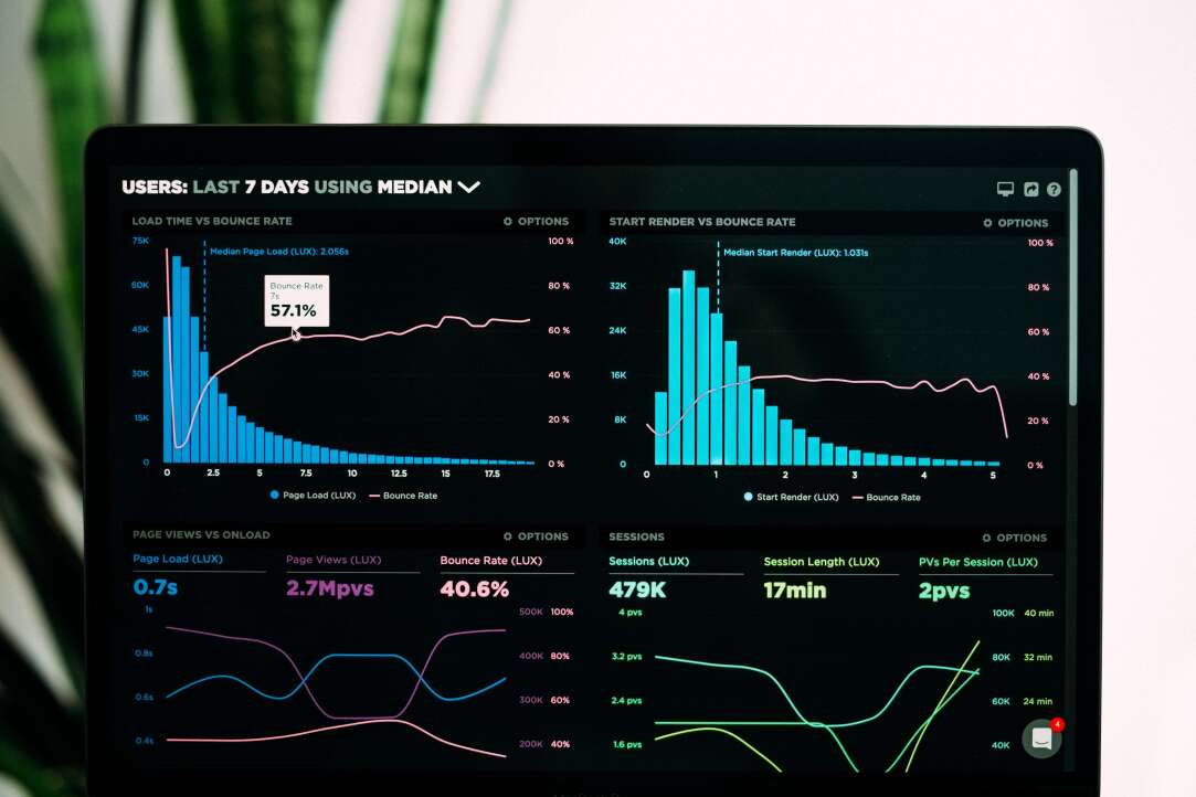 Illustration for news: Why Study Data Analytics?