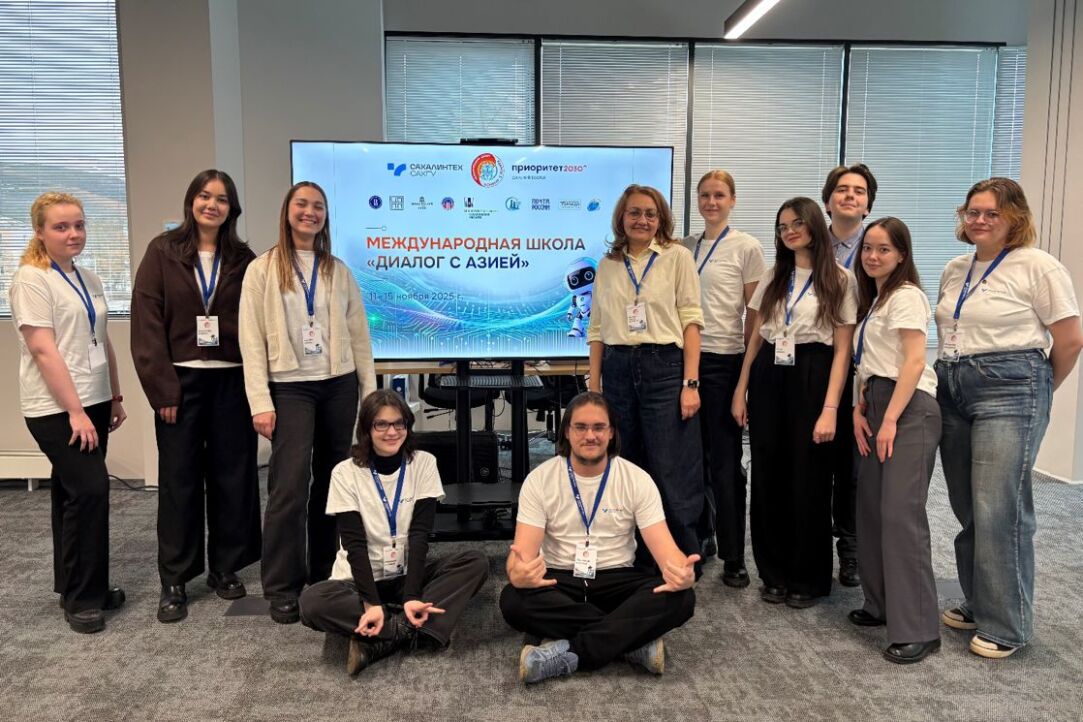 Иллюстрация к новости: «Востоковеды, владеющие методами анализа данных — будущее современной науки о Востоке»